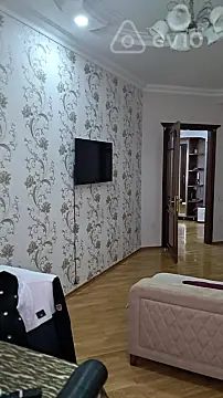 Kirayə verilir 2 otaqlı yeni tikili 82 m²