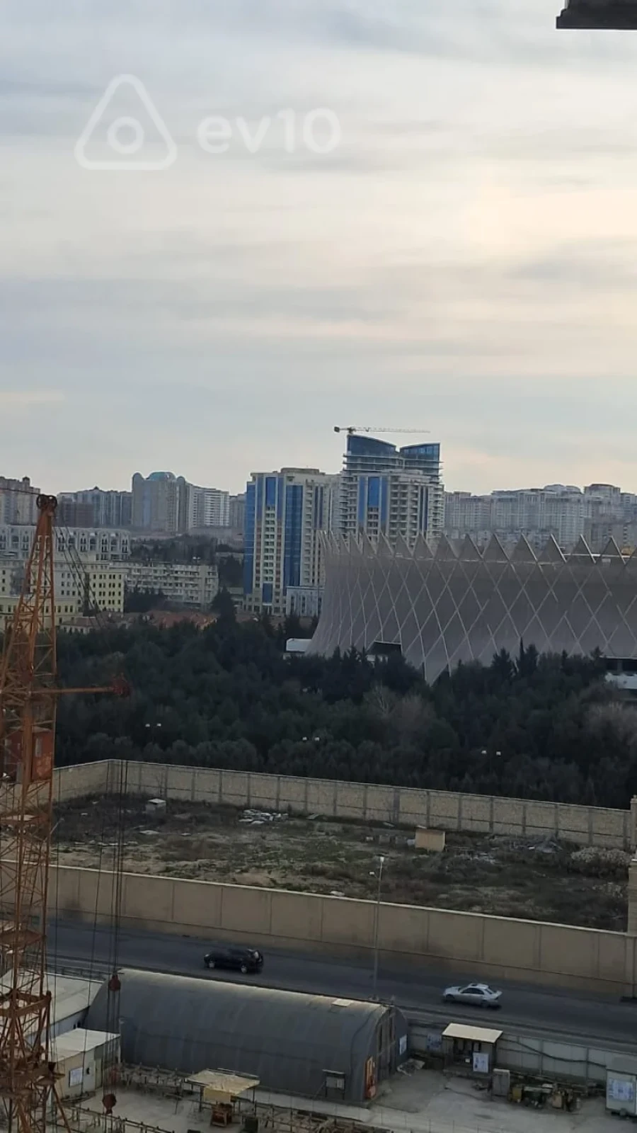 Kirayə verilir 2 otaqlı yeni tikili 82 m²