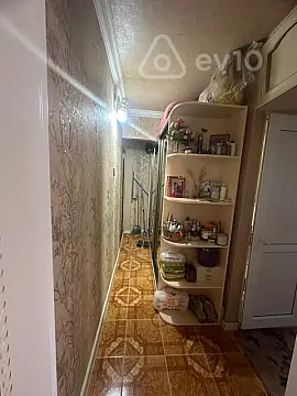 Kirayə verilir 2 otaqlı köhnə tikili 65 m²