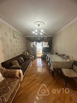 Kirayə verilir 2 otaqlı köhnə tikili 65 m² — Bakı, Nizami 2 otaq 65.00 m²