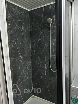 Kirayə verilir 2 otaqlı köhnə tikili 40 m²