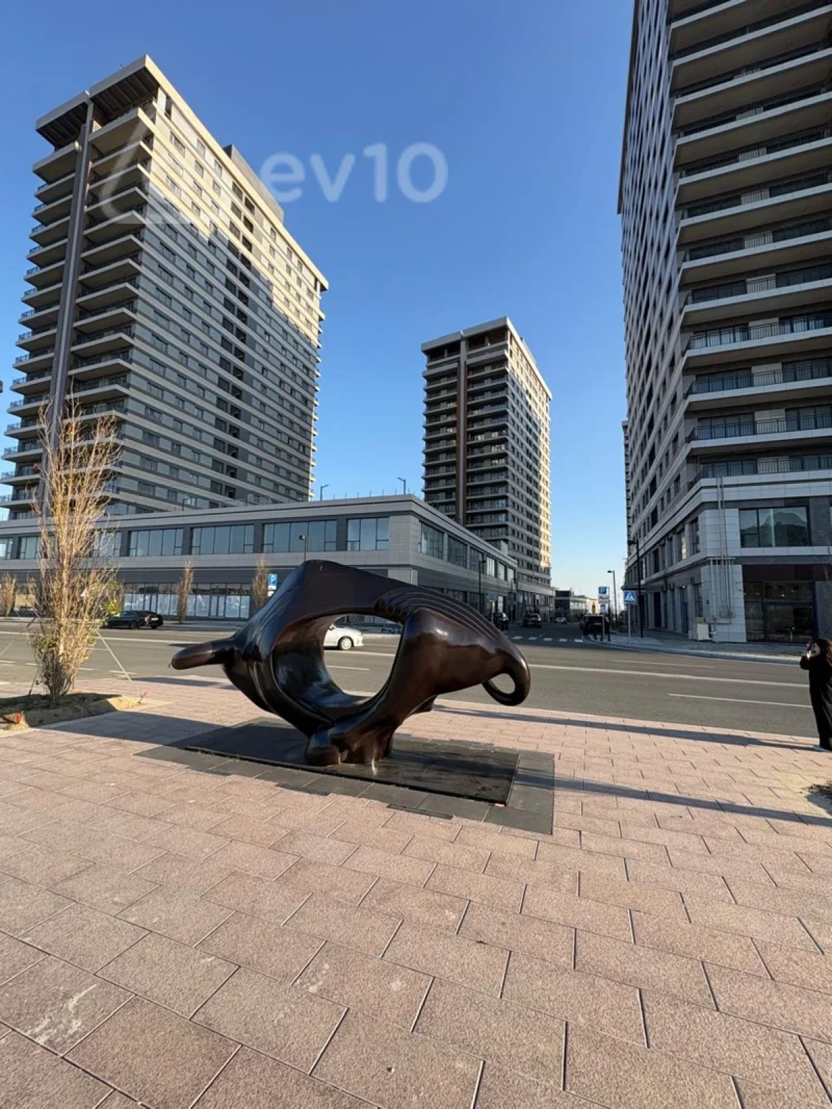 Satılır mənzil 1120 m²