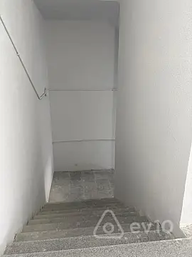 Satılır mənzil 1120 m²