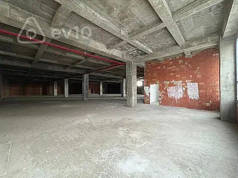 Satılır mənzil 1120 m²