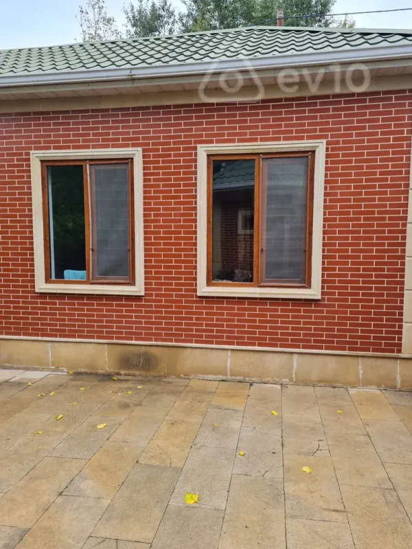 Satılır 7 otaqlı həyət evi 250 m²