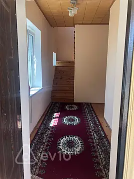 Satılır 7 otaqlı həyət evi 250 m²