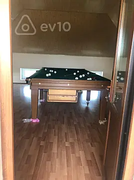 Satılır 7 otaqlı həyət evi 250 m²