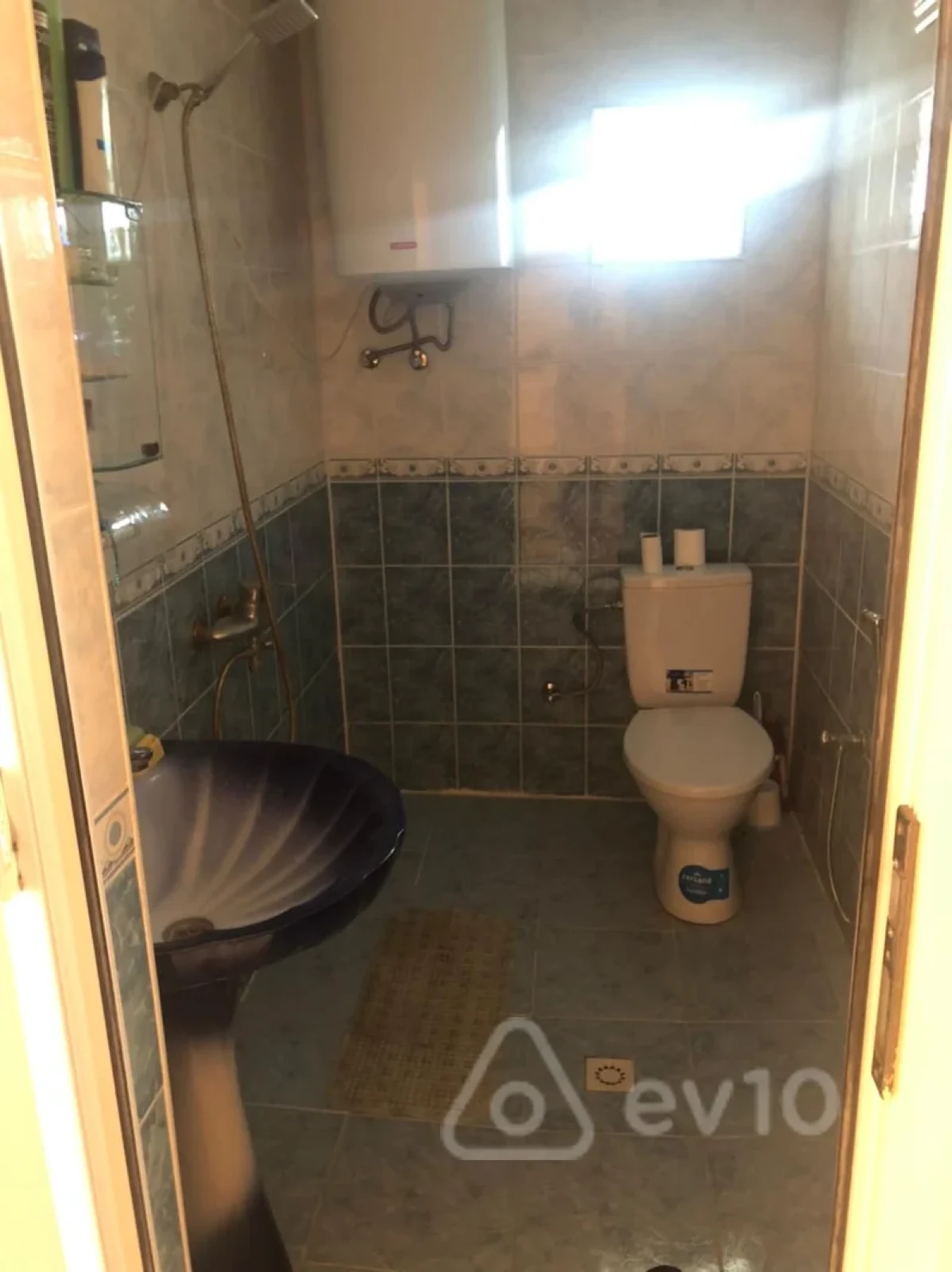 Satılır 7 otaqlı həyət evi 250 m²