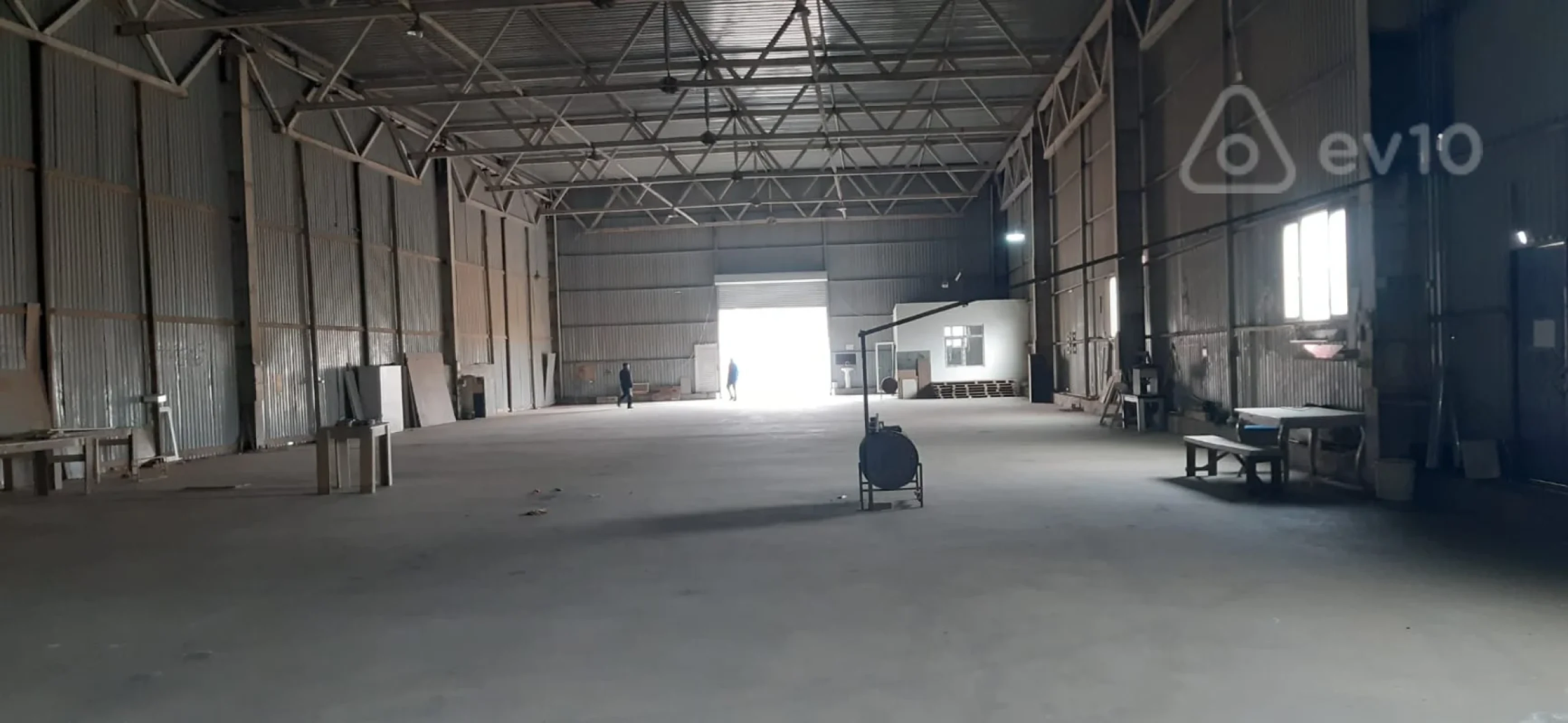 Kirayə verilir mənzil 1300 m²