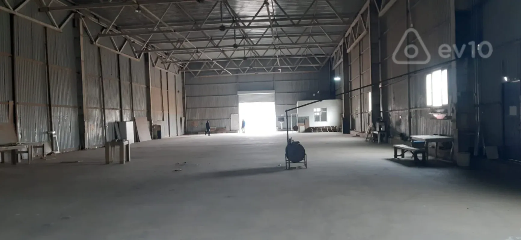 Kirayə verilir mənzil 1300 m²