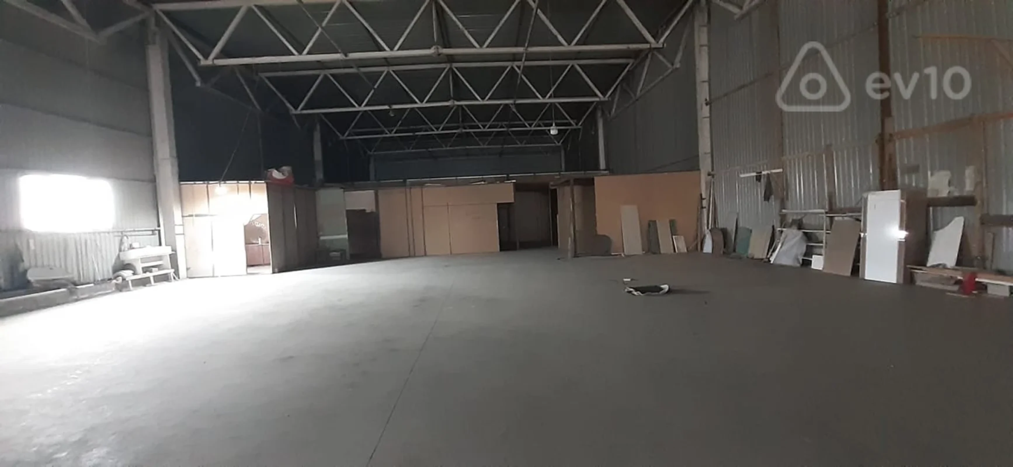 Kirayə verilir mənzil 1300 m²