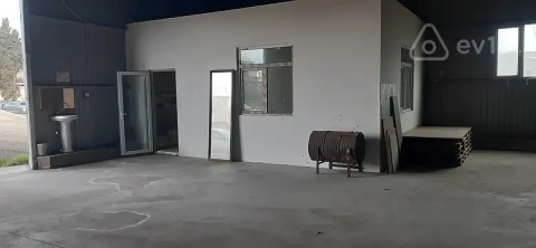 Kirayə verilir mənzil 1300 m²