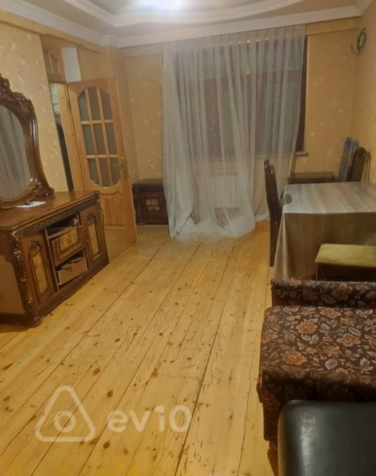 Kirayə verilir 2 otaqlı yeni tikili 60 m²