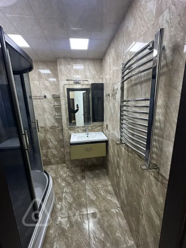 Satılır 3 otaqlı yeni tikili 130 m²