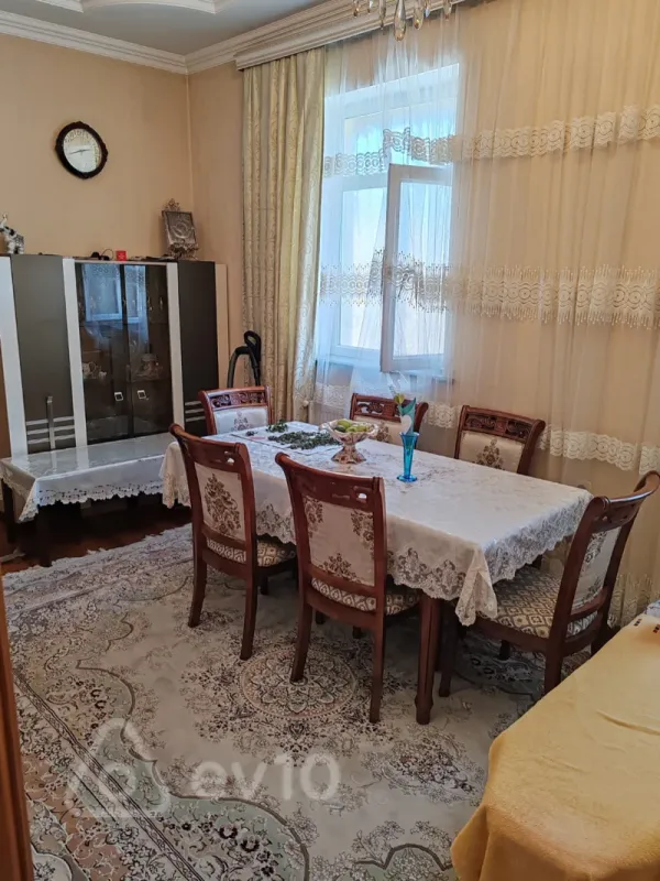 Satılır 5 otaqlı köhnə tikili 110 m²