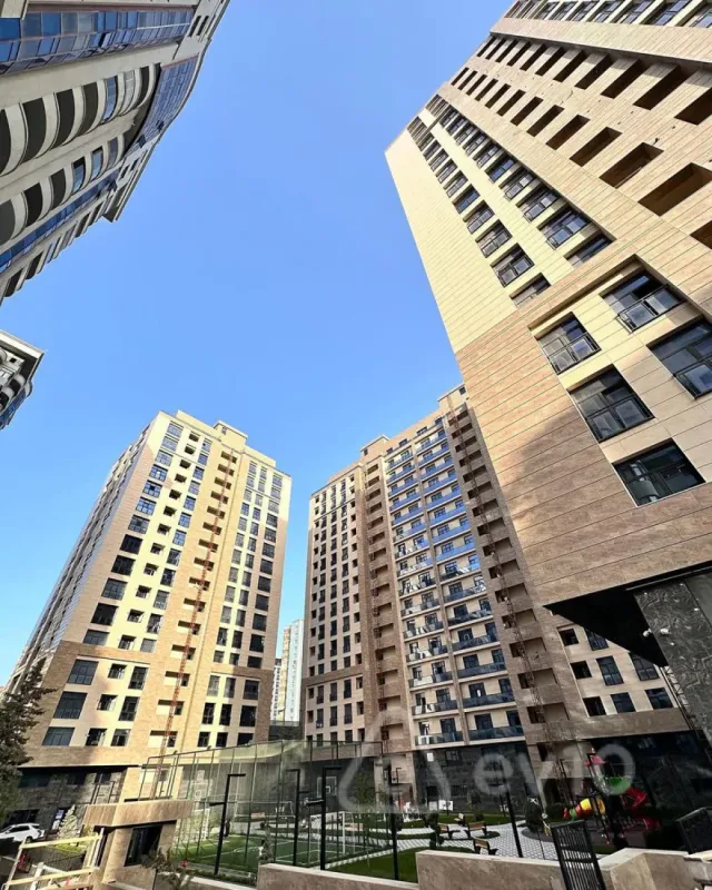 Satılır 4 otaqlı yeni tikili 149 m²