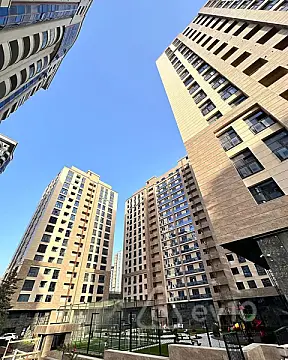 Satılır 4 otaqlı yeni tikili 149 m²