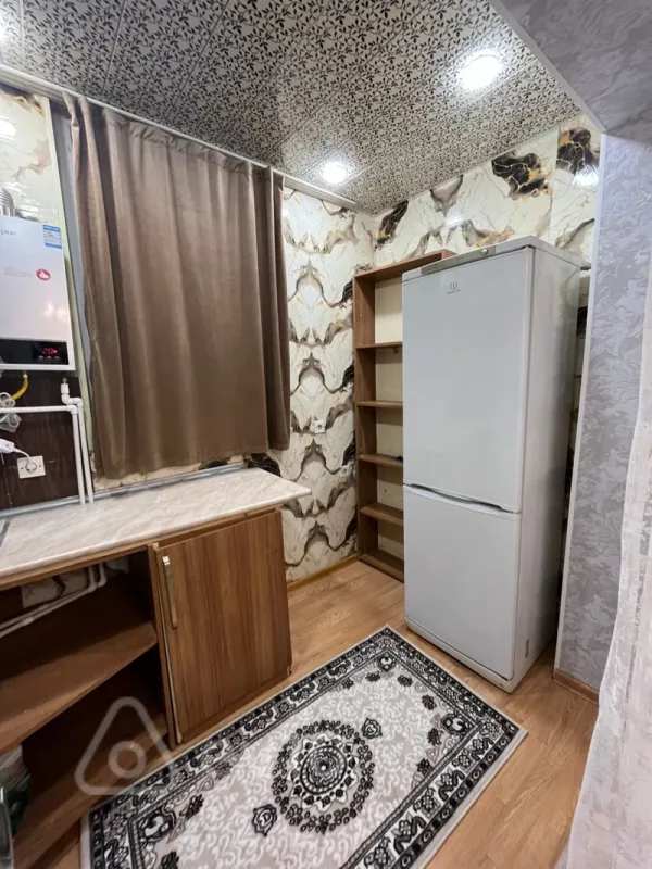 Kirayə verilir 3 otaqlı köhnə tikili 65 m²