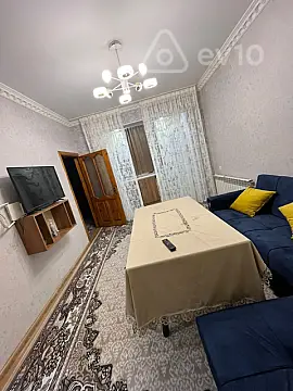Kirayə verilir 3 otaqlı köhnə tikili 65 m²