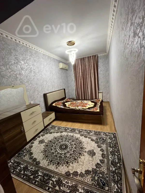 Kirayə verilir 3 otaqlı köhnə tikili 65 m²