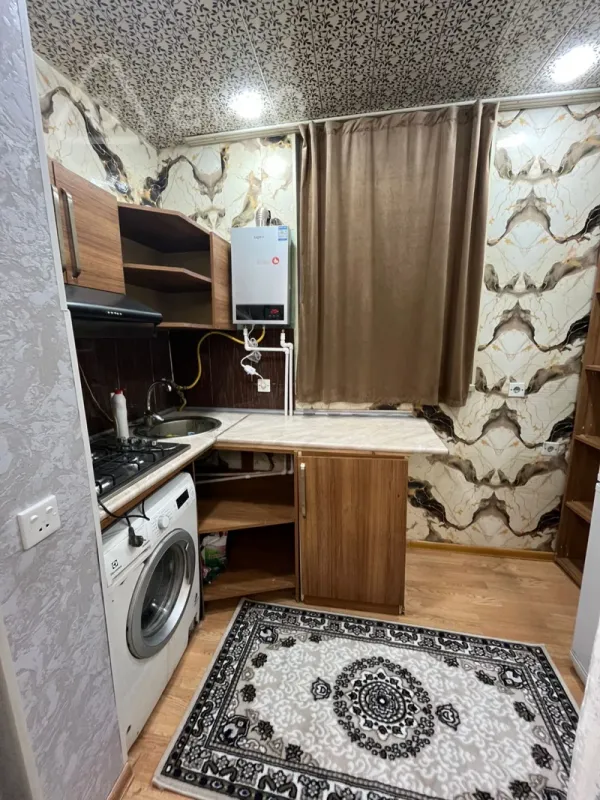 Kirayə verilir 3 otaqlı köhnə tikili 65 m²