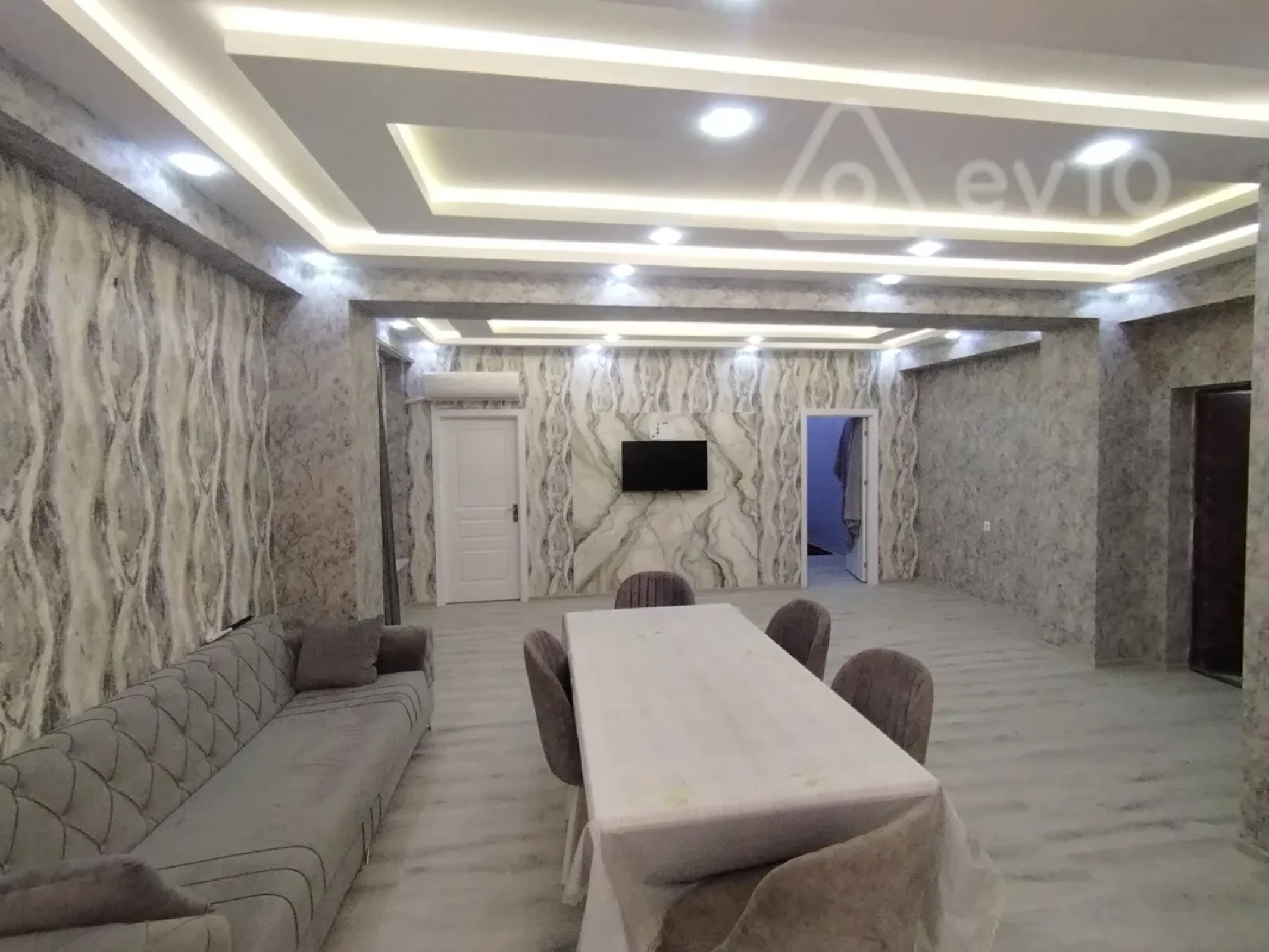 Kirayə verilir 3 otaqlı yeni tikili 76 m²