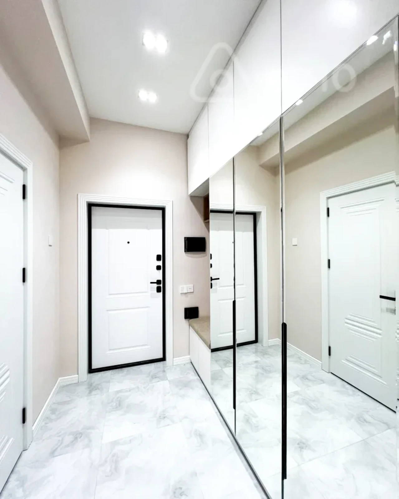 Kirayə verilir 2 otaqlı yeni tikili 40 m²