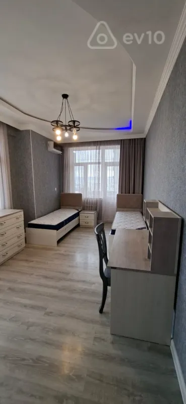 Kirayə verilir 3 otaqlı yeni tikili 100 m²