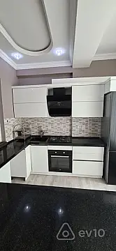 Kirayə verilir 3 otaqlı yeni tikili 100 m²