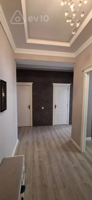 Kirayə verilir 3 otaqlı yeni tikili 100 m²