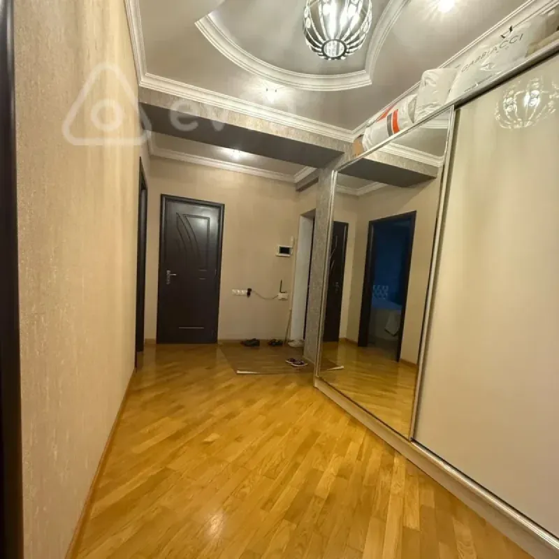 Kirayə verilir 2 otaqlı yeni tikili 100 m²