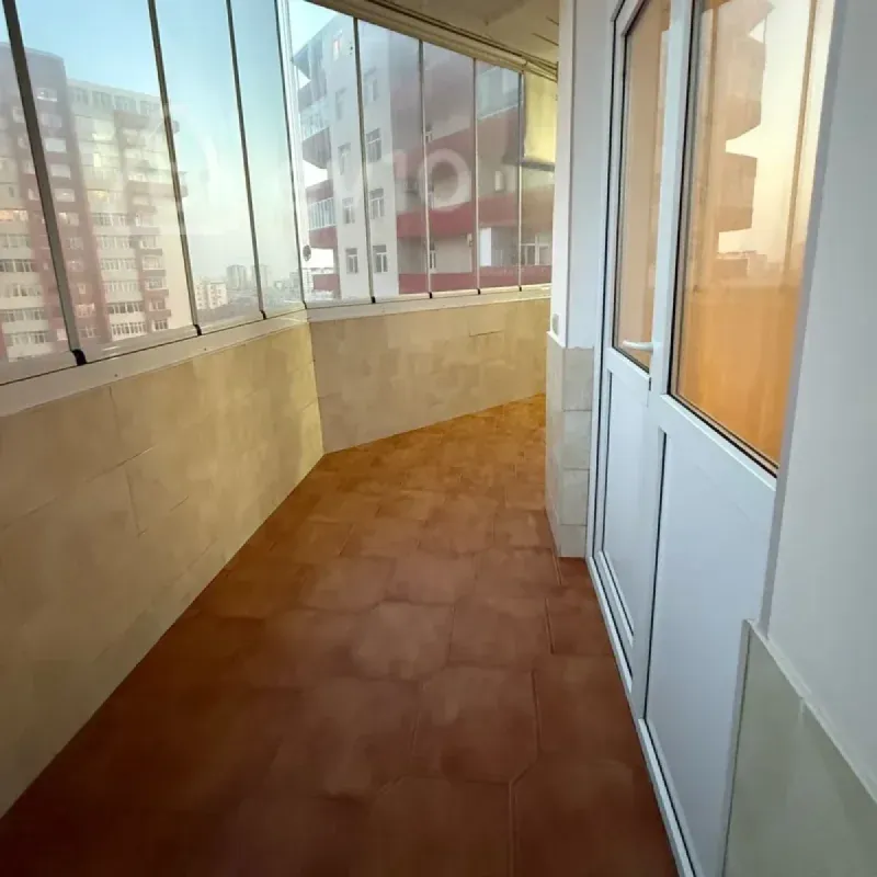 Kirayə verilir 2 otaqlı yeni tikili 100 m²