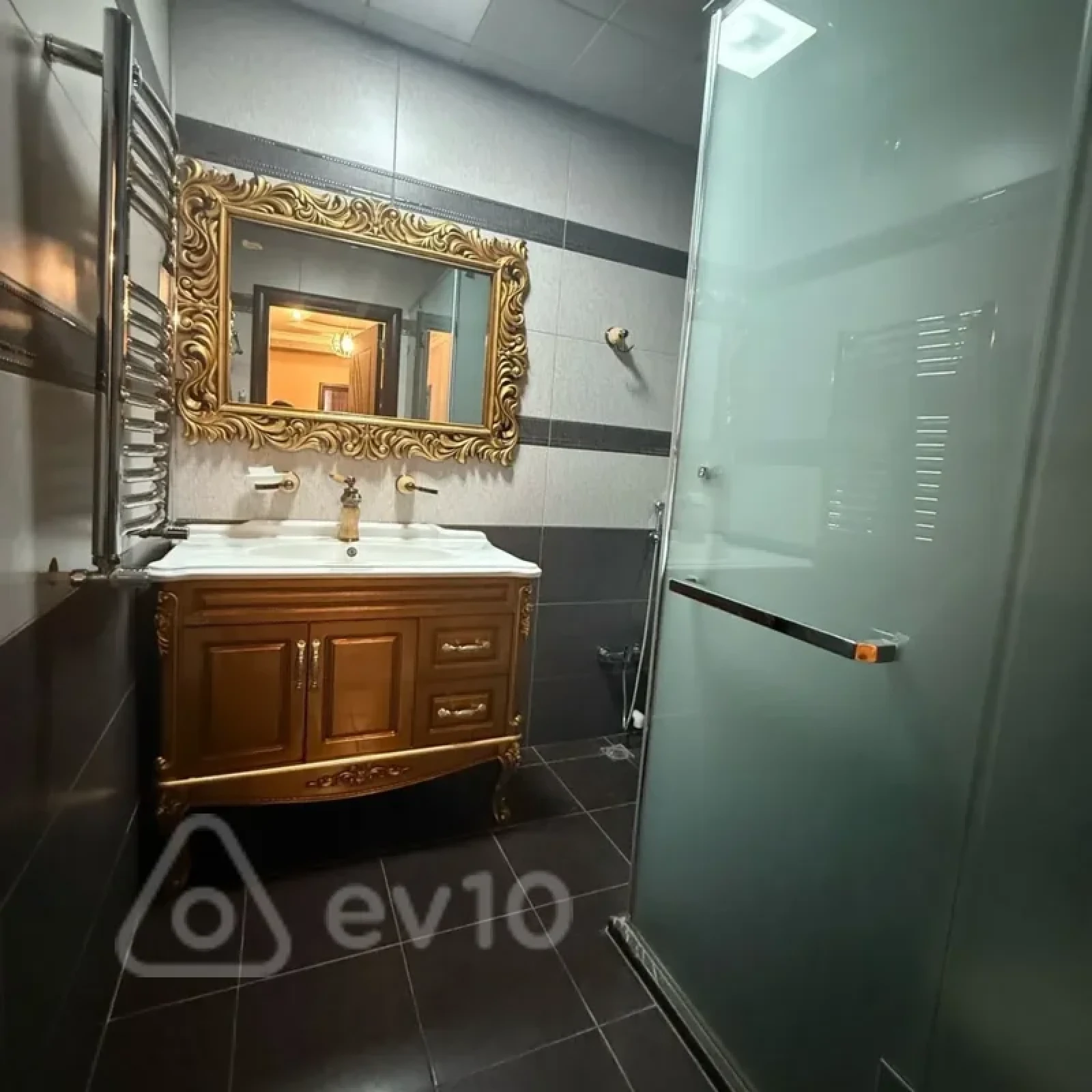 Kirayə verilir 2 otaqlı yeni tikili 100 m²