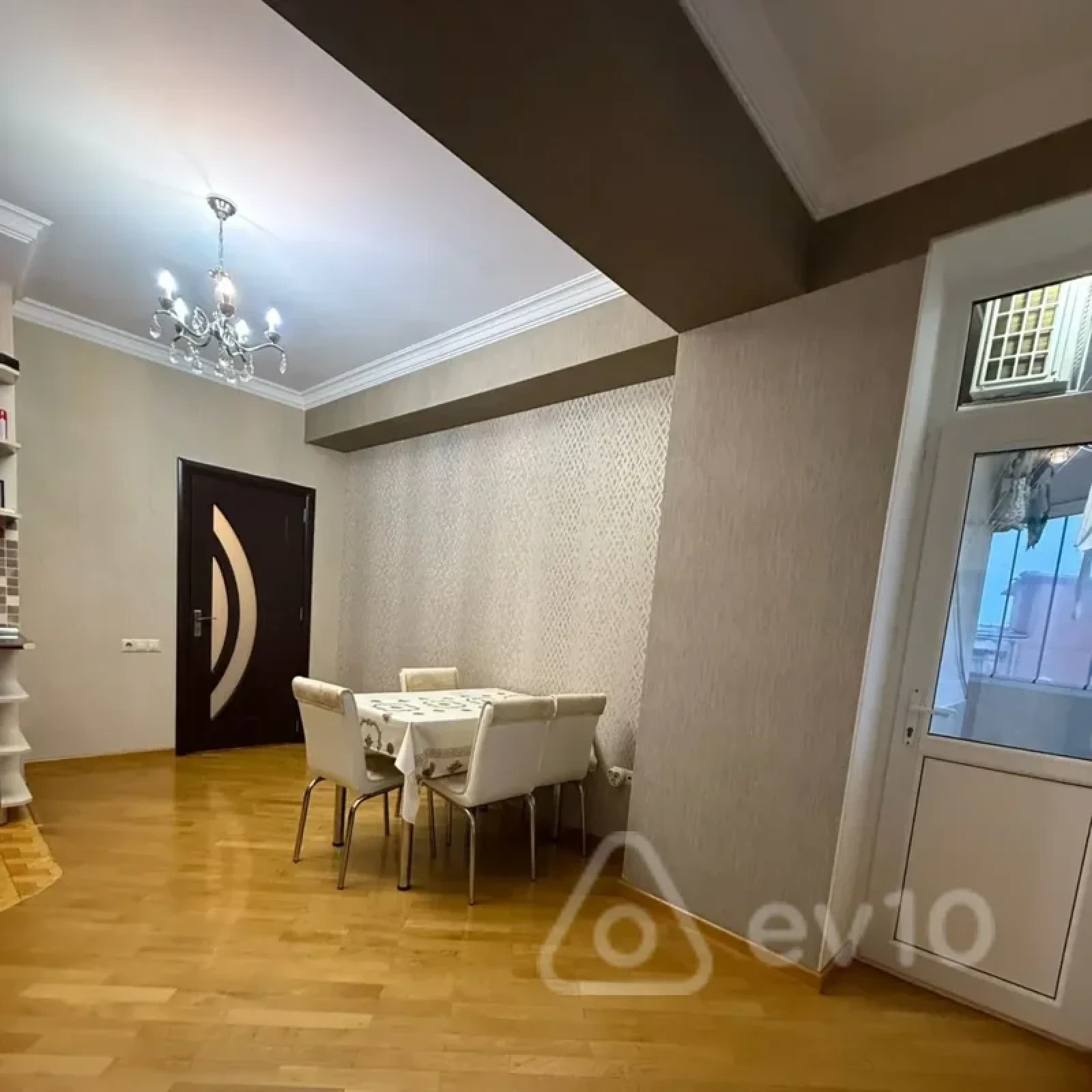 Kirayə verilir 2 otaqlı yeni tikili 100 m²