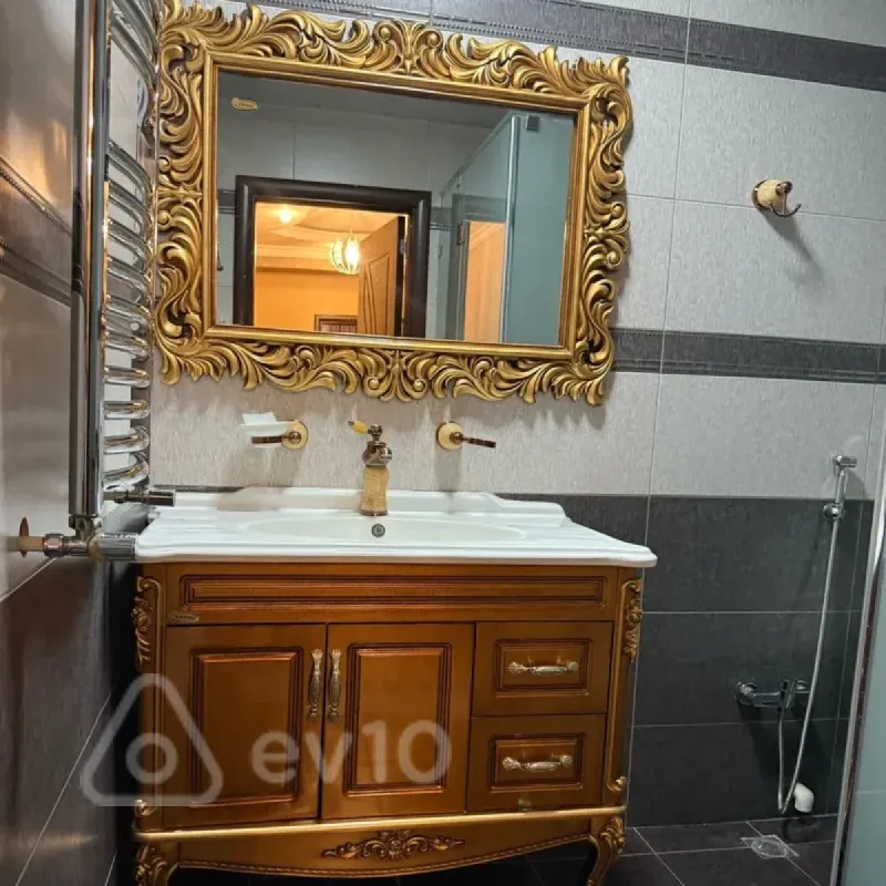 Kirayə verilir 2 otaqlı yeni tikili 100 m²