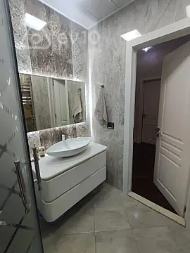 Kirayə verilir 3 otaqlı yeni tikili 140 m²
