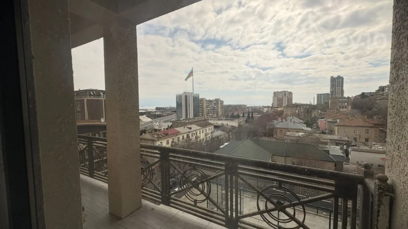 Kirayə verilir 2 otaqlı yeni tikili 70 m²