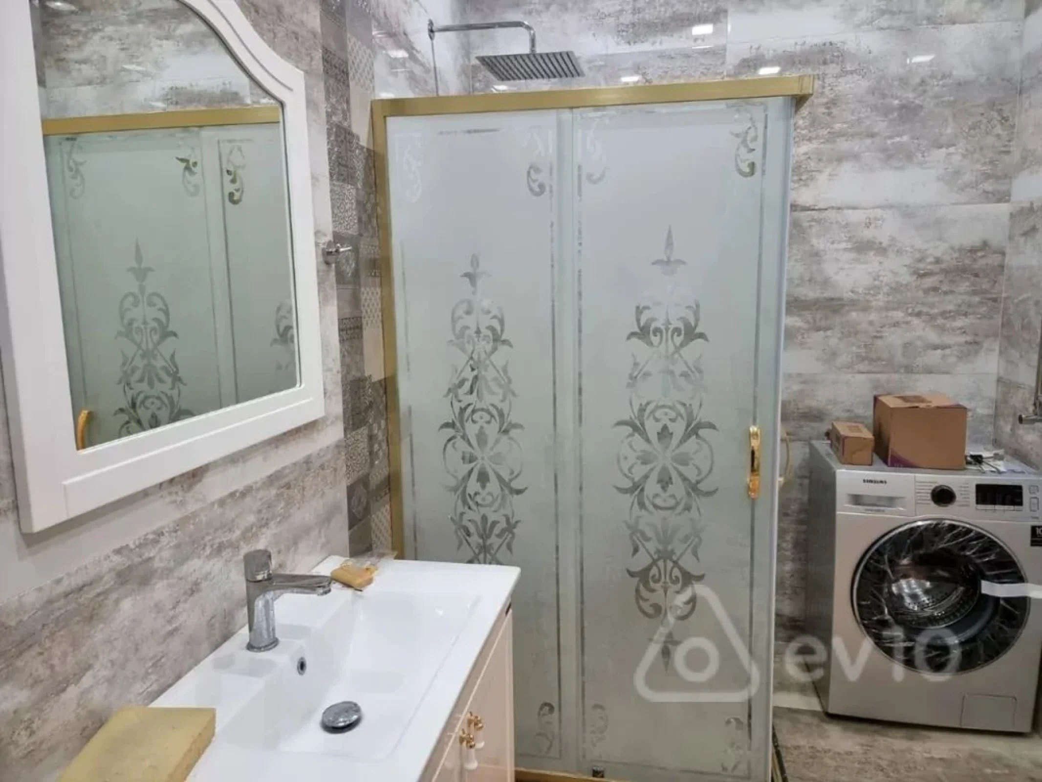 Kirayə verilir 2 otaqlı yeni tikili 126 m²