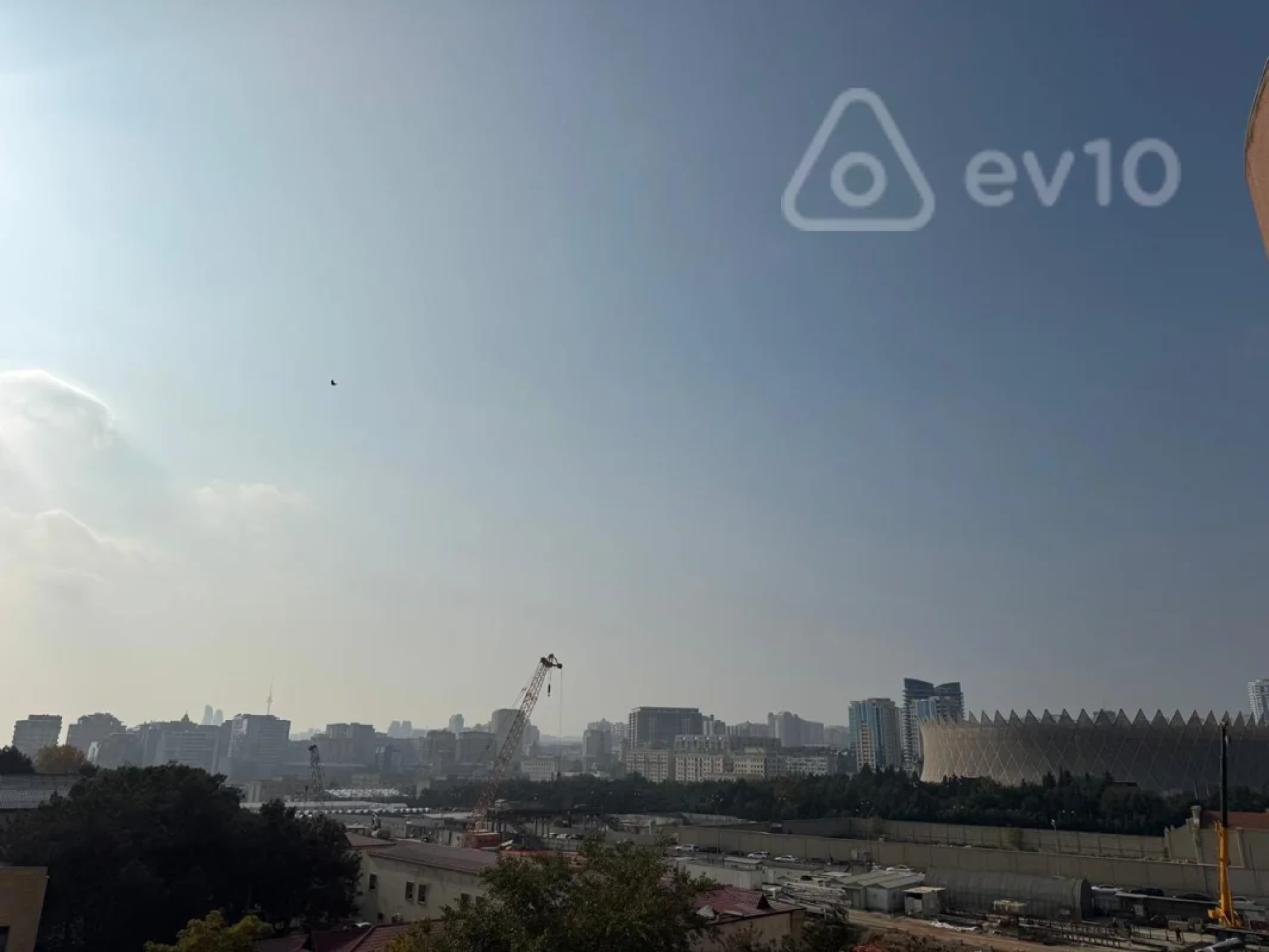 Kirayə verilir 3 otaqlı yeni tikili 145 m²