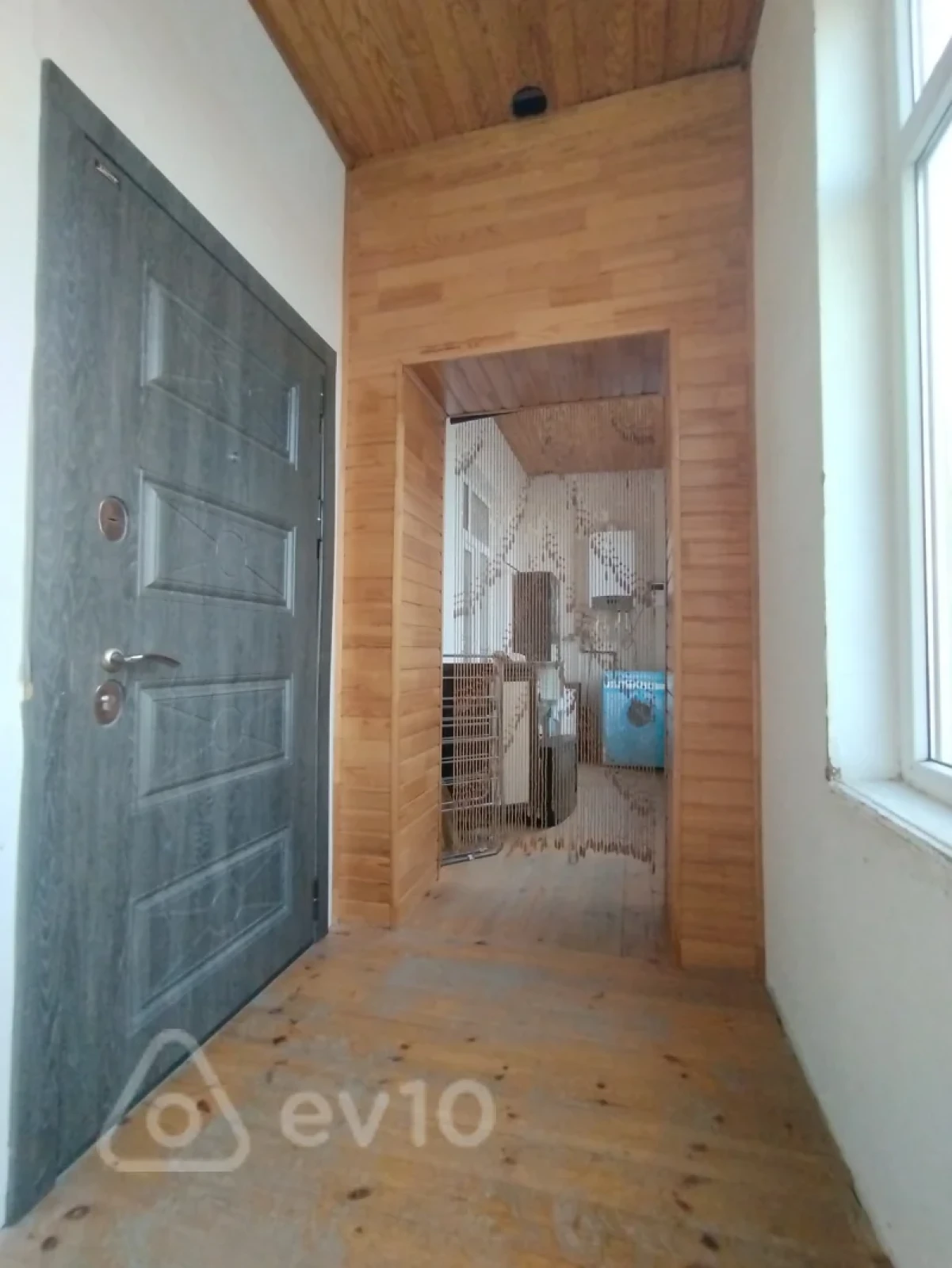 Satılır 7 otaqlı həyət evi 200 m²