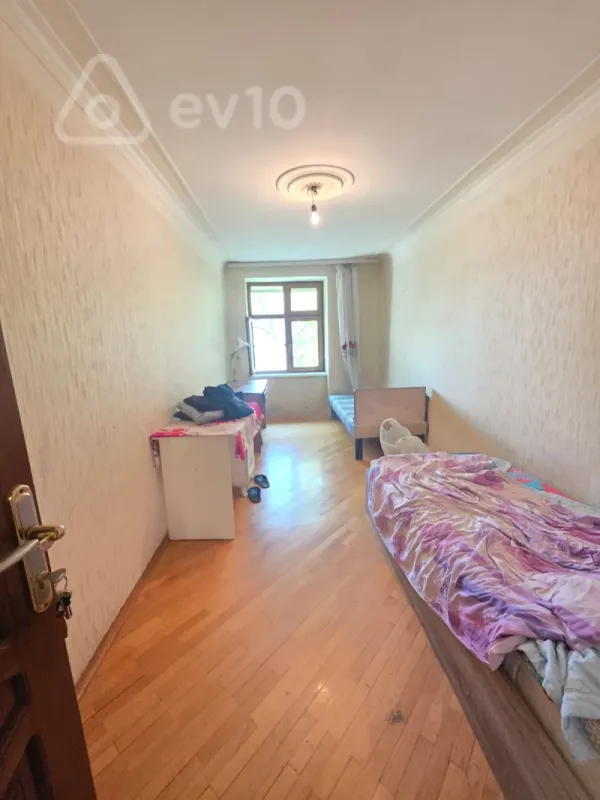 Kirayə verilir 3 otaqlı köhnə tikili 65 m²