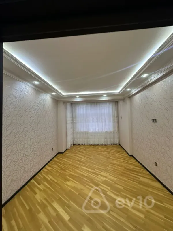 Satılır 3 otaqlı yeni tikili 122 m²