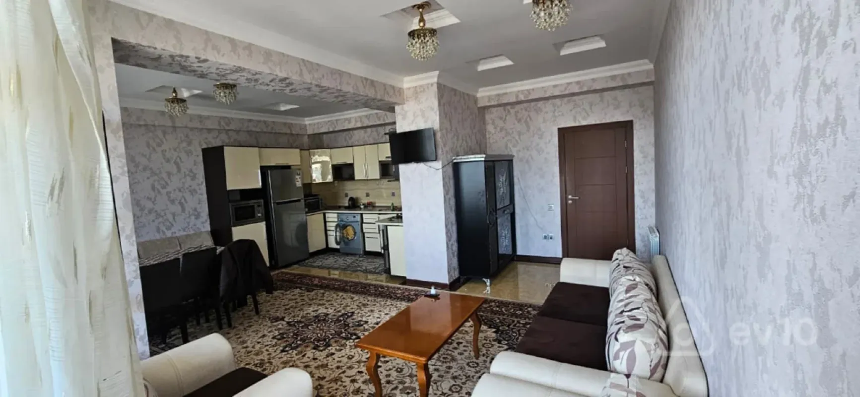 Kirayə verilir 4 otaqlı yeni tikili 170 m²