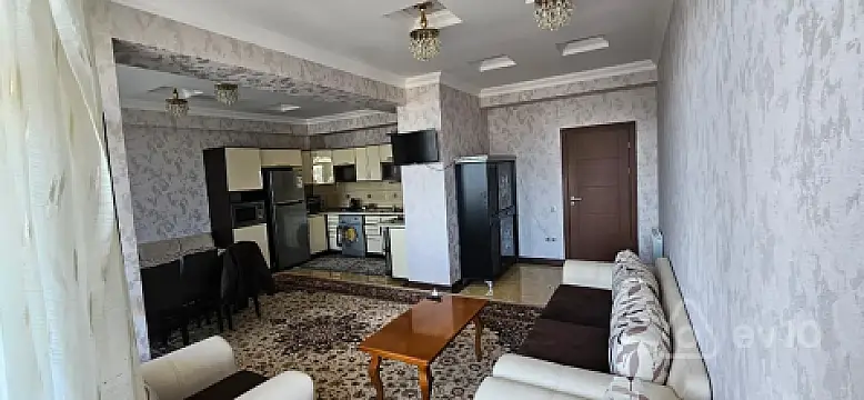 Kirayə verilir 4 otaqlı yeni tikili 170 m²