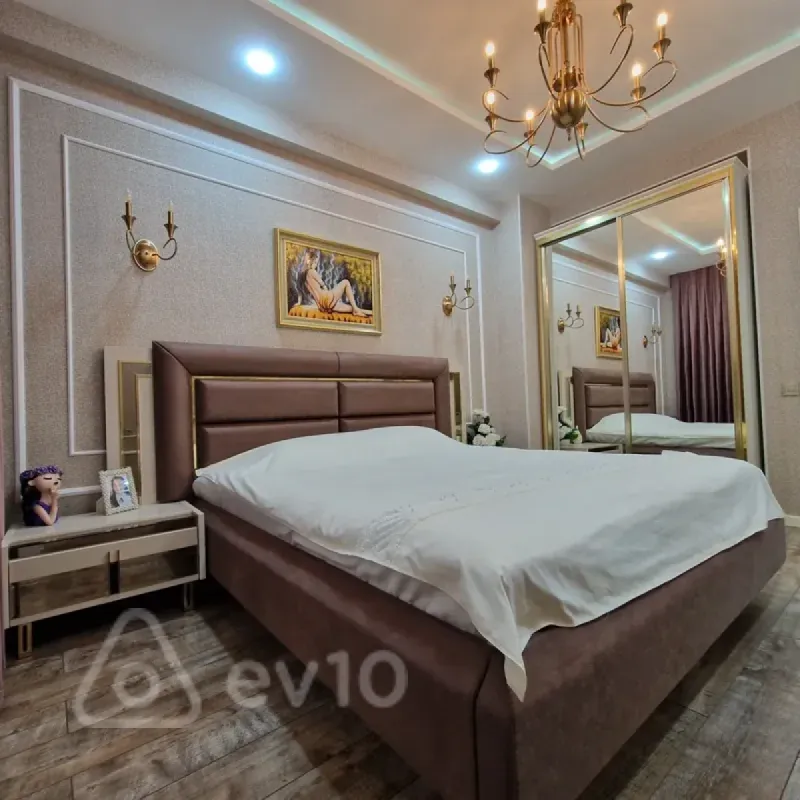 Kirayə verilir 2 otaqlı yeni tikili 71 m²