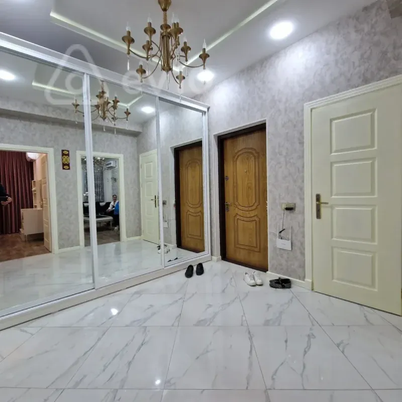 Kirayə verilir 2 otaqlı yeni tikili 71 m²