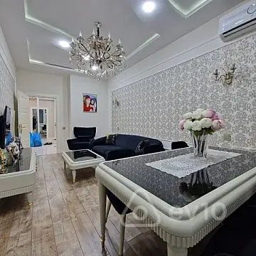 Kirayə verilir 2 otaqlı yeni tikili 71 m²