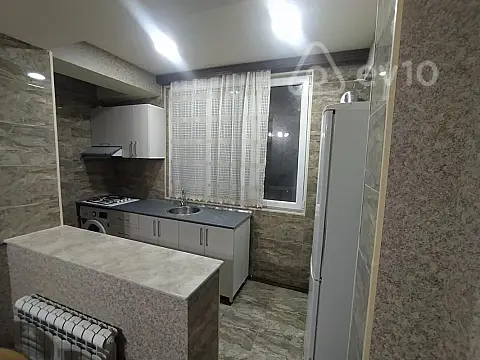 Kirayə verilir 2 otaqlı yeni tikili 50 m²