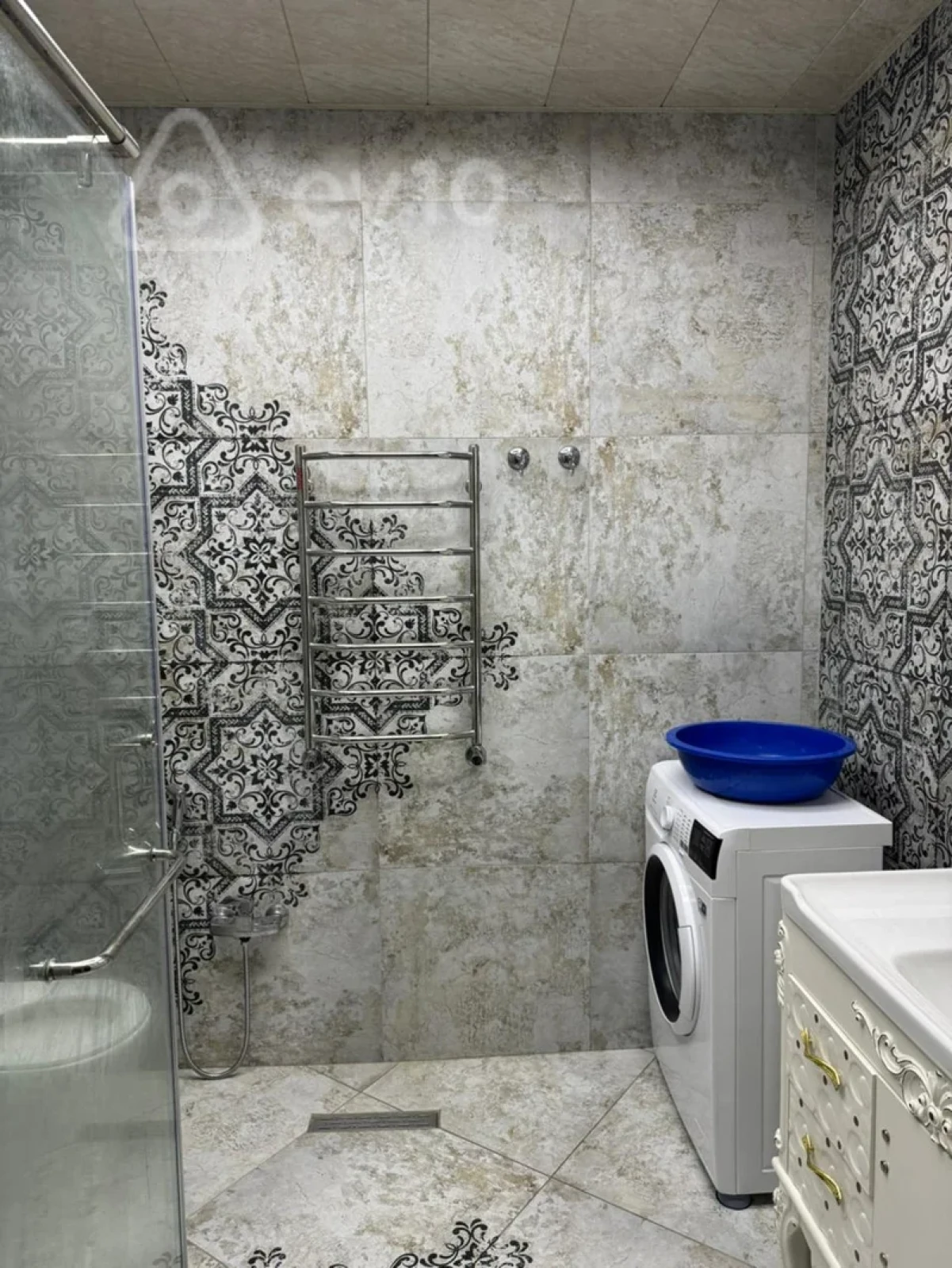 Kirayə verilir 3 otaqlı yeni tikili 125 m²