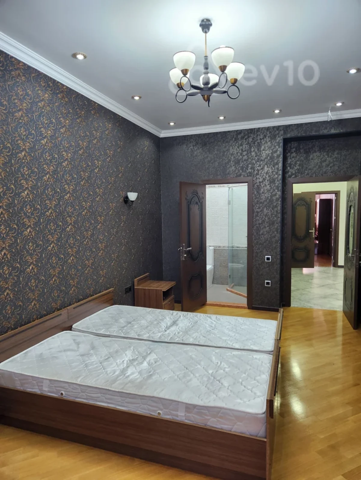 Kirayə verilir 3 otaqlı yeni tikili 125 m²